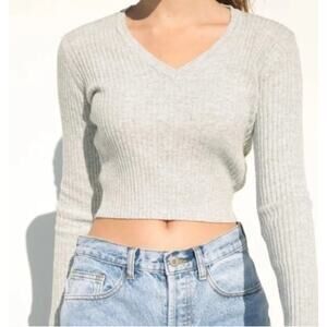 Brandy Melville Wool Cashmere Ribbed Cropped Sweater V-Neck Heather Grey size s